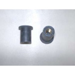 COPPIA BOCCOLE FILETTATE A TIRARE PER CARENA - TORQUE BUSHINGS THREAD PULLING FOR HULL